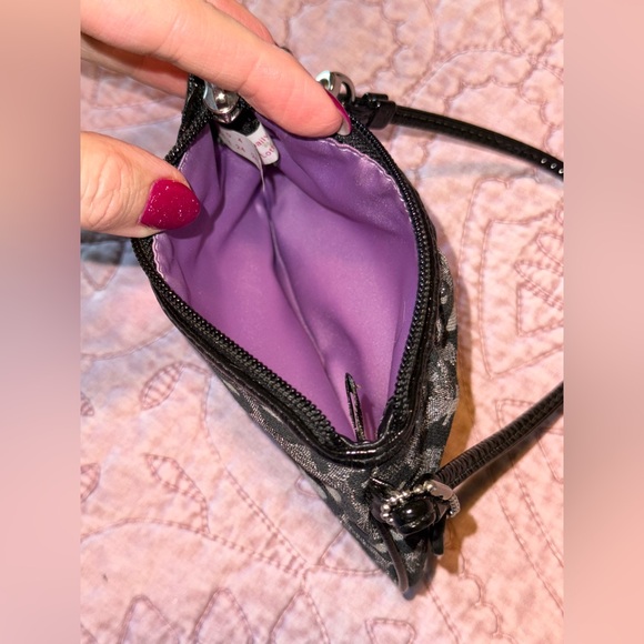 Coach Black and Gray Animal Print Wristlet - Picture 4 of 6